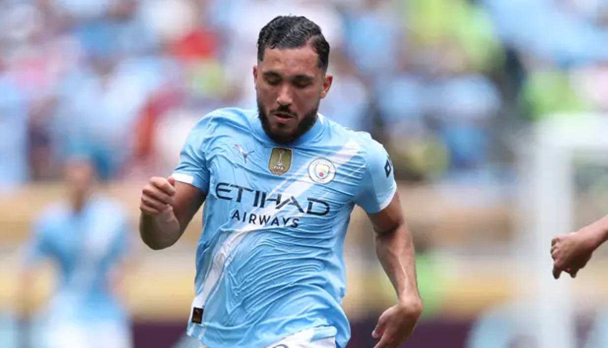 Rayan Cherki ra mắt Man City: Sự kỳ vọng và những phản ứng trái chiều