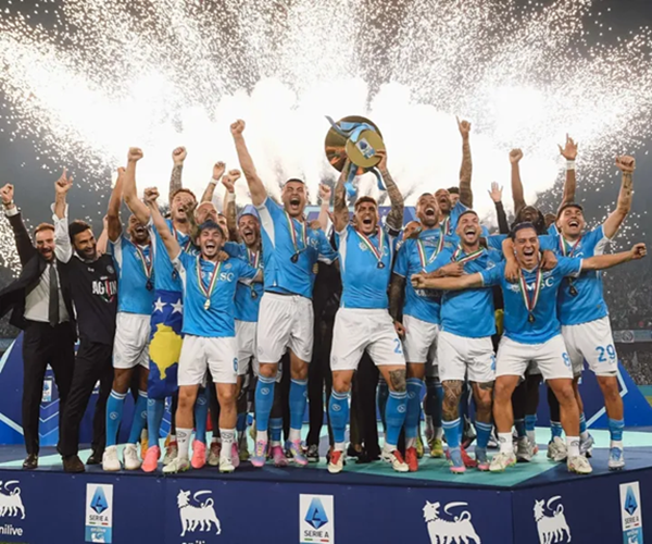 Napoli: Mục tiêu chinh phục Champions League cùng tham vọng bảo vệ ngôi vương Serie A
